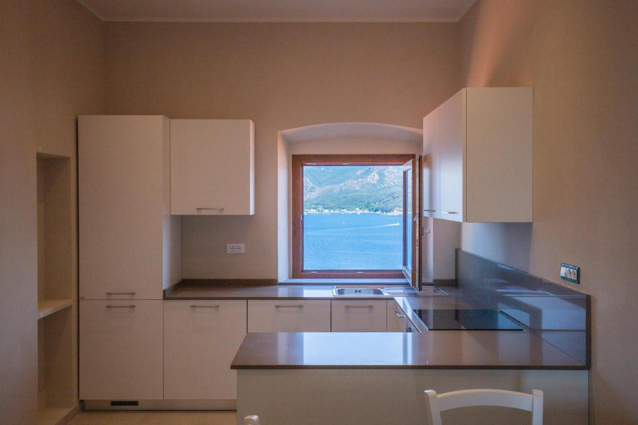 Helloelba Appartamento Il Faro Portoferraio Exterior foto